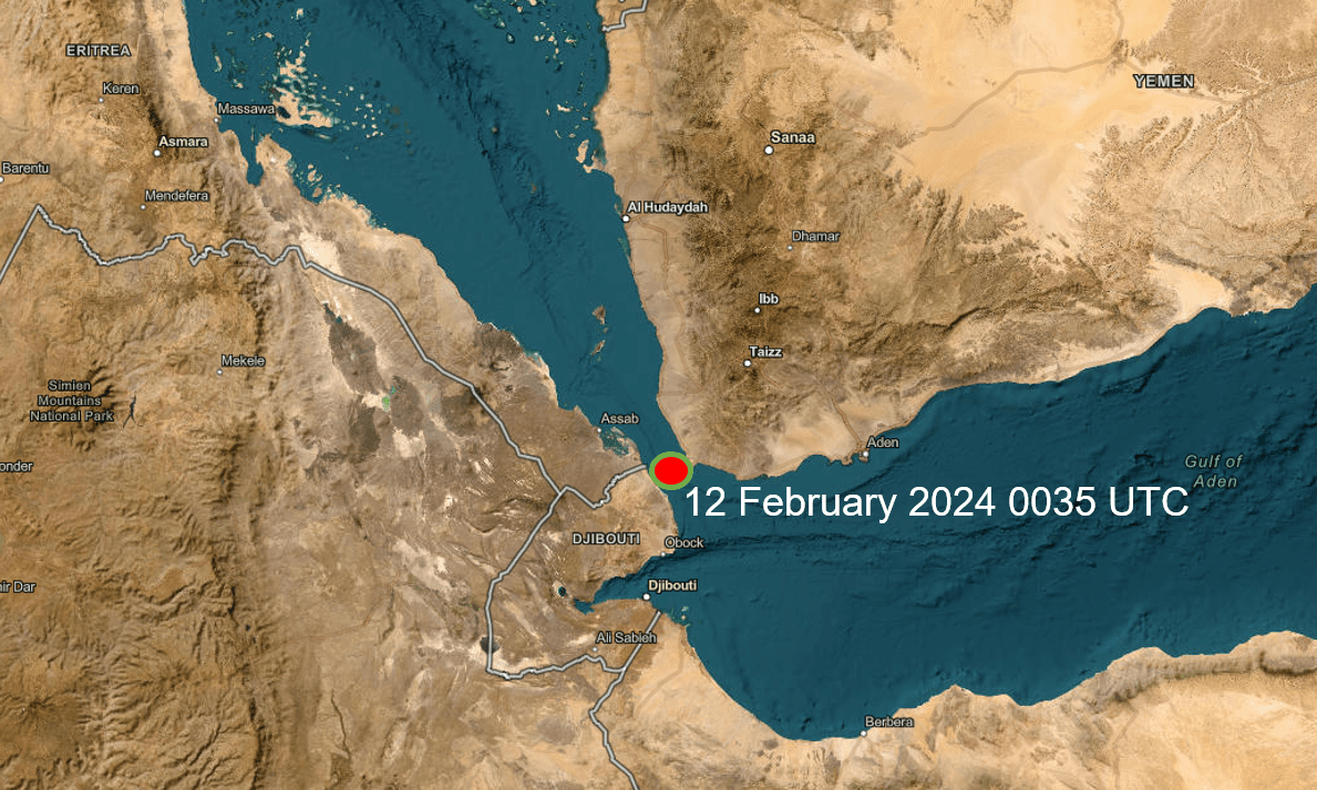 Bulk Carrier Struck by Missiles in the Southern Red Sea
