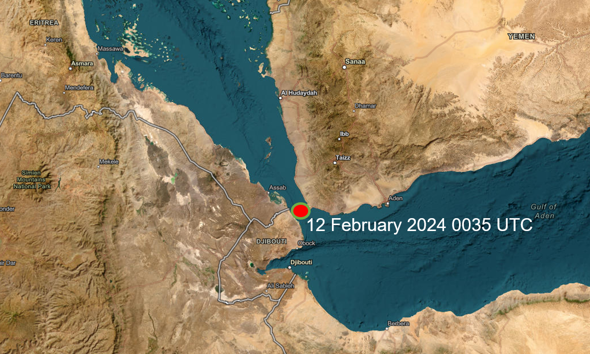 Bulk Carrier Struck by Missiles in the Southern Red Sea
